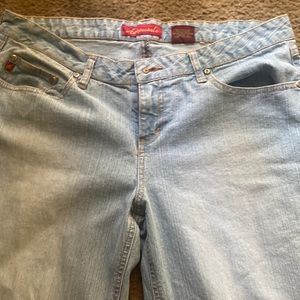 Vintage Light Wash Jeans